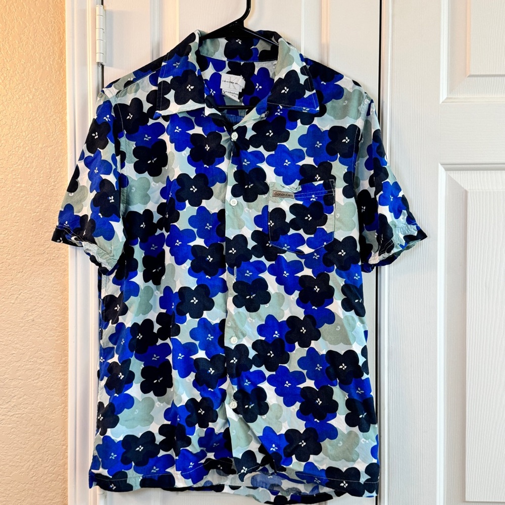 Calvin Klein Jeans Blue Flower Button Up Short Sleeve Shirt Men's Size Medium